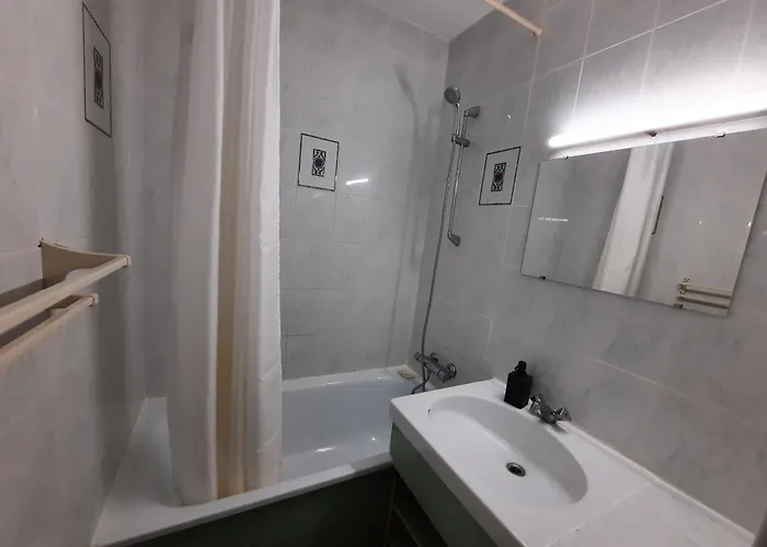 Lumineux A Seignosse, Proche Plage, Commerces Et Activites, Parking, Wifi Et Balcon - Fr-1-239-813 Lägenhet